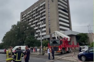 Пожежа у Львові: стало відомо, що вибухнуло в номері готелю "Власта" 