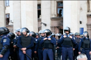 В Одесі перед засіданням суду щодо заворушень 2 травня сталися сутички