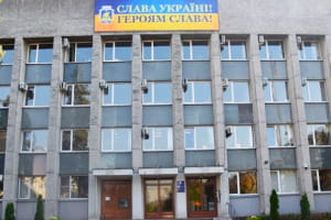 В Киеве разоблачили схему: на закупке генераторов для образовательных учреждений "заработали" 870 тыс грн