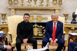 Зеленський подарував Трампу ключку для гольфу, а той – ключі від Білого дому