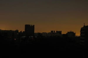 Повний блекаут: через атаку дронів знеструмлено Запорізьку та Херсонську області