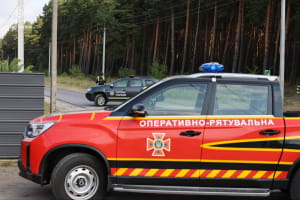 В Луцке в результате вражеских обстрелов ранена женщина и повреждено здание