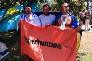 Украинские ветераны с ампутациями преодолели Босфор на международном заплыве