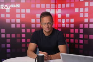Атака на российский нефтепровод: Сиярто снова угрожает Украине остановить поставки электроэнергии