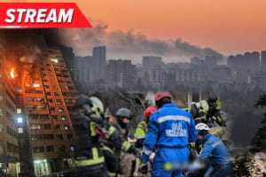 "Допоможіть": крики з-під завалів будинків, наслідки масованого ракетного удару рф по Києву – трансляція 