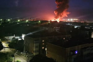 Российский Ростов попал под удары БПЛА: каковы последствия