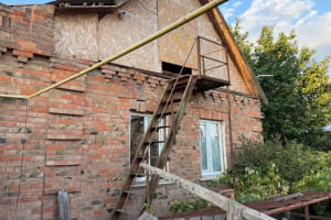 Дніпропетровщину атакували ворожі дрони: є поранений та пошкодження 