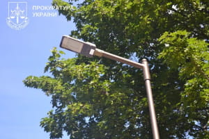Переплатили за уличные фонари почти 14,5 млн грн – бывшей чиновнице КП "Киевгорсвет" сообщили о подозрении