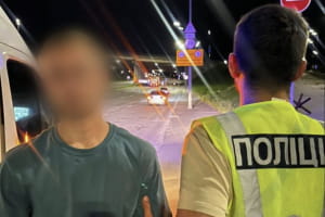 В Киеве задержан мужчина, ограбивший военнослужащую в Голосеевском районе