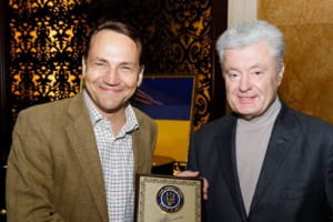 "Сучасна зброя і спільні проєкти": Порошенко провів зустріч із Сікорським