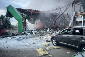 В Полтавской области враг атаковал АЗС – есть пострадавший (фото) (обновлено)