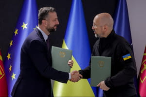 Україна та Польща створять спільну групу з дронів для протидії рф