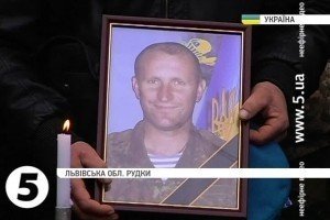 На Львівщині поховали "кіборга" з 80-ї аеромобільної бригади
