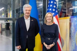 Зупинка "Дружби" та тиск на росію – Порошенко зустрівся з повіреною США  