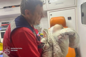Оставила младенца дома на пять дней: в Киеве будут судить юную мать