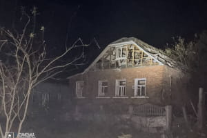 На Сумщині росіяни вдарили керованою авіабомбою по житловому сектору: пошкоджено будинки (оновлено)