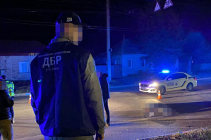 Смертельное ДТП в Чернигове: полицейский на пешеходном переходе сбил военного – ГБР (фото)