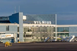 В Литве останавливали работу столичного аэропорта: какая причина