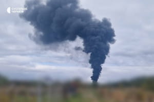 В Чернигове вражеский дрон попал в АЗС – видео