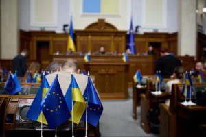 Уряд оскаржив рішення про виїзди депутатів, не дочекавшись повного тексту – адвокат 