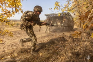 Морпехи уничтожили вражеские укрепления на окраинах Мирнограда