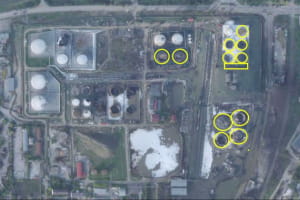 Удари по НПЗ у Феодосії: більше половини резервуарів знищено – ЗМІ