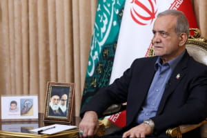 Тегеран відновить свої ядерні об'єкти "з більшою силою" – президент Ірану