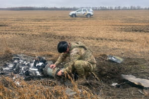 Опасные обломки после атак рф: в Житомирской области уничтожили боевые части ракет и БпЛА