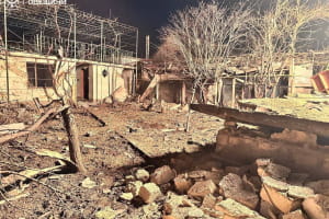 Взрывы и пожары в Одесской области: обломки дронов повредили газовую трубу и дома (фото)