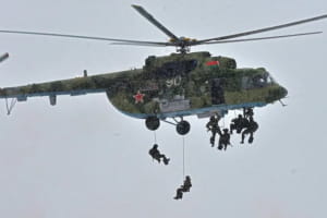 Десантувалися і захоплювали заручників: росія провела навчання на кордоні з Литвою і Польщею 