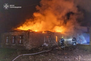 Харків під масованою атакою: російські БПЛА влучили у житлові райони, є загиблі та поранені