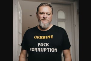 Народный депутат Железняк обнародовал расследование о возможной причастности блогера Петрова к давлению на журналиста Николова