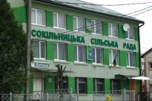 Недалеко от Львова дрон попал в частный дом: каковы последствия