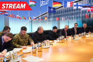 5 годин розмови у Берліні, продовжать у понеділок: головні інсайди &ndash; трансляція&nbsp;