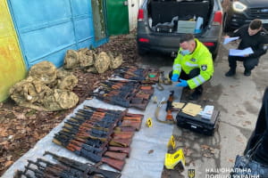 В Полтавской области ликвидирован масштабный канал нелегального сбыта оружия