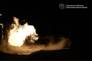 Россияне ударили по Запорожью: поврежден промышленный объект, есть пострадавшая