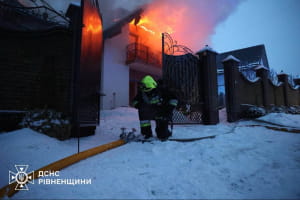Ворог ударив по житловому будинку на Рівненщині &ndash; є загиблий та поранені та знеструмлення (оновлено)