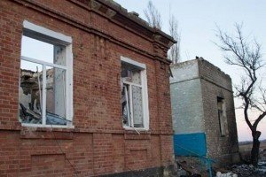 Село Новотошківку на Луганщині тричі обстріляли з "Градів"