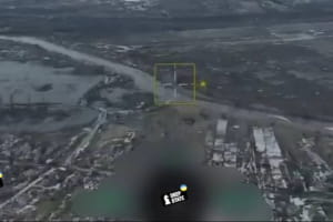 Росіяни підірвали дамбу біля Костянтинівки