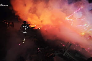 Российские БпЛА нанесли удар по селу в Черниговской области