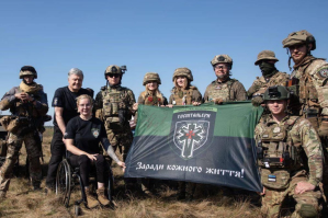 "Жодні випробування не здатні зламати її волю і характер": Порошенко про Яну Зінкевич