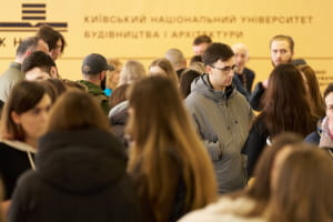 Безкоштовна освіта та робота: як ветеранам вступити до вишів без ЗНО і стати архітекторами відбудови України