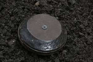 Нова загроза: на Дніпропетровщині ворог застосовує протипіхотні міни дистанційного мінування "Пряник" &ndash; фото