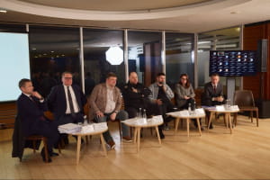 Половина фракції та 1,5 години сварок: Железняк розповів про результати засідання "Слуг народу" щодо грошей ЄС