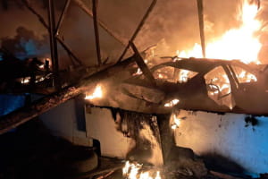 росія вдарила по Одещині: пошкоджено судно у порту, знищені автобуси та автівки