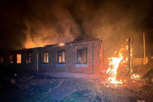 Ворог атакував житловий сектор на Харківщині: троє цивільних поранено