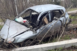 На Харківщині дрон влучив у авто: загинув чоловік, є поранений