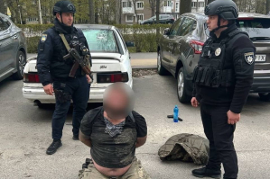 У Бучі п'яний чоловік відкрив хаотичну стрілянину: зловмисника затримали