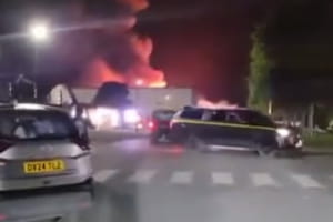 У Великій Британії палає база Королівських ВПС Ферфорд &ndash; відео