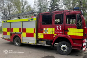 Російські військові тричі вдарили по рятувальниках у Марганці&nbsp;